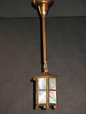 6-Sided Arts and Crafts Slag Glass Lantern